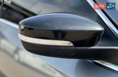 Седан Volkswagen Passat 2015 в 