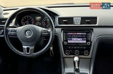 Седан Volkswagen Passat 2015 в 