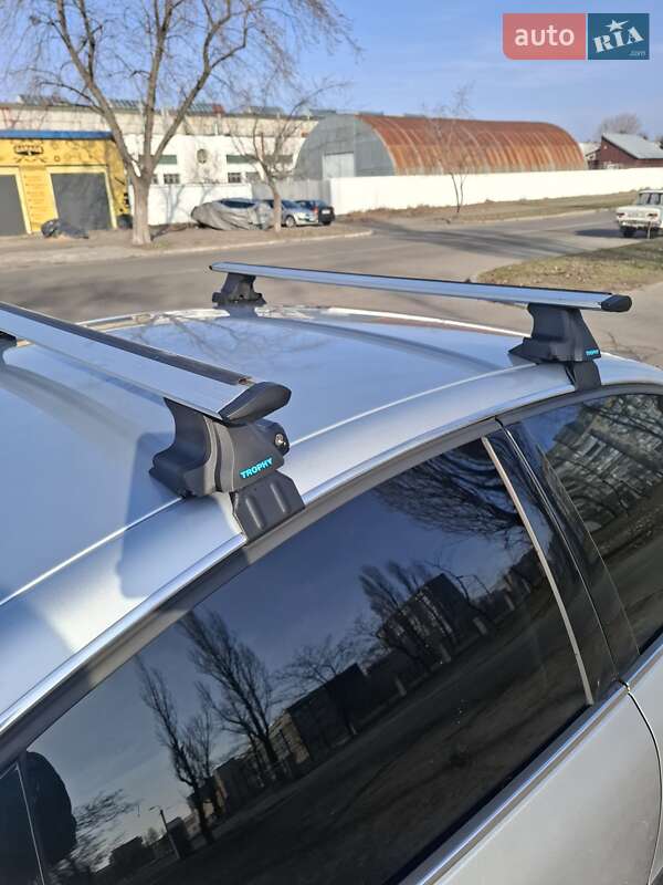 Седан Volkswagen Passat 2000 в Киеве