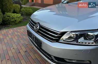 Універсал Volkswagen Passat 2012 в 