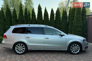 Універсал Volkswagen Passat 2012 в 