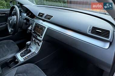 Універсал Volkswagen Passat 2012 в 