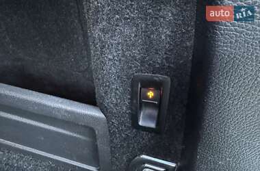 Універсал Volkswagen Passat 2012 в 