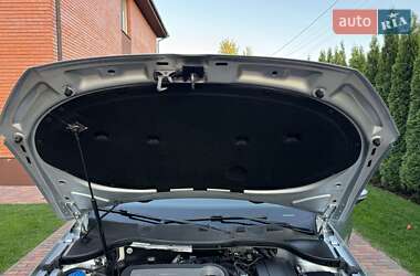 Універсал Volkswagen Passat 2012 в 