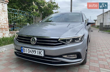 Універсал Volkswagen Passat 2019 в Хоролі