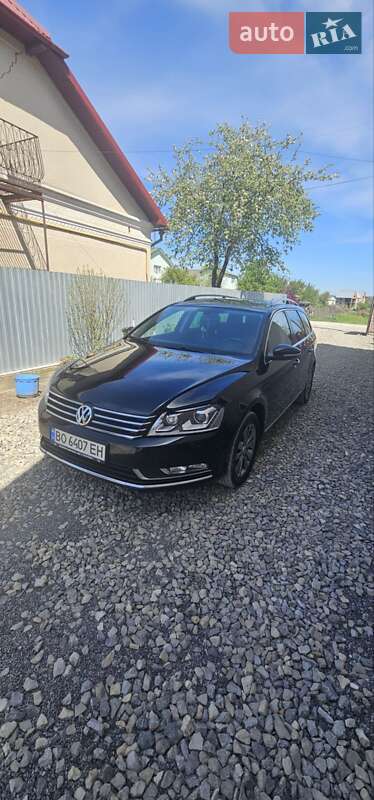 Универсал Volkswagen Passat 2012 в 