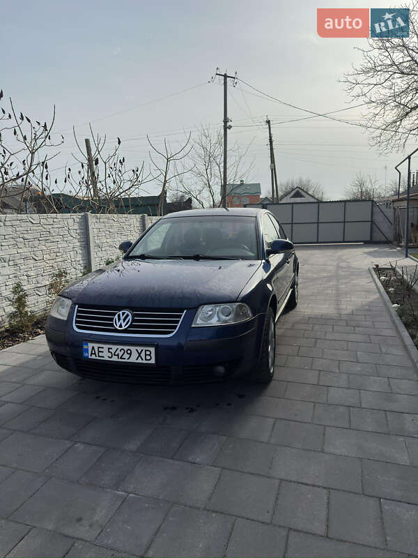 Седан Volkswagen Passat 2003 в Дніпрі