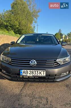 Седан Volkswagen Passat 2015 в Казатине