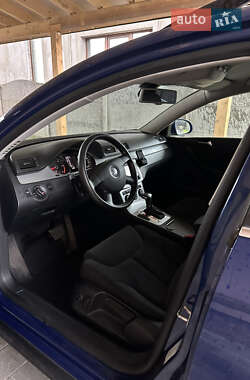 Універсал Volkswagen Passat 2009 в 
