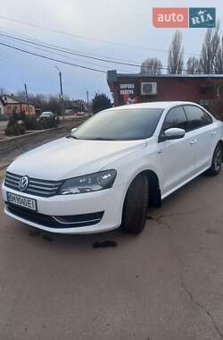 Седан Volkswagen Passat 2014 в 