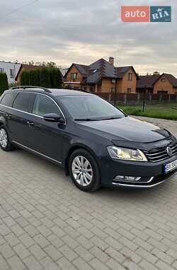Універсал Volkswagen Passat 2011 в Славуті