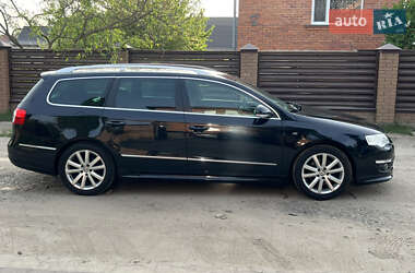 Універсал Volkswagen Passat 2010 в 