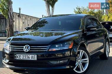 Седан Volkswagen Passat 2014 в Львові
