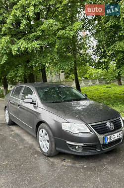Седан Volkswagen Passat 2007 в 