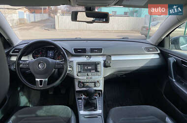 Универсал Volkswagen Passat 2011 в 