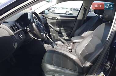 Седан Volkswagen Passat 2014 в 