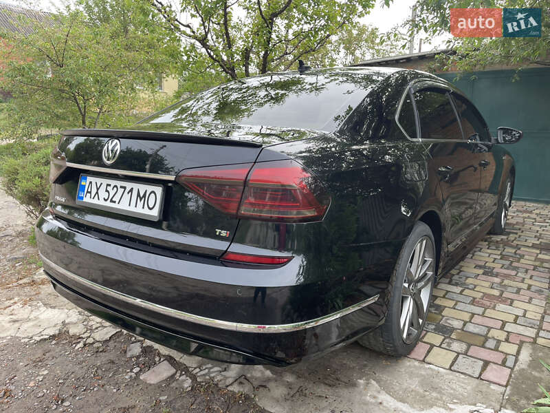 Седан Volkswagen Passat 2017 в Харкові