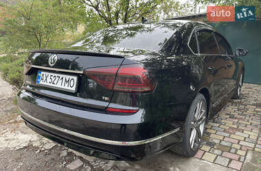 Седан Volkswagen Passat 2017 в 