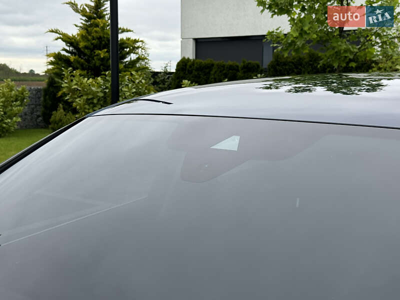 Седан Volkswagen Passat 2019 в Ужгороді