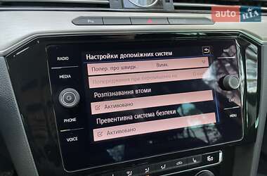 Седан Volkswagen Passat 2019 в 