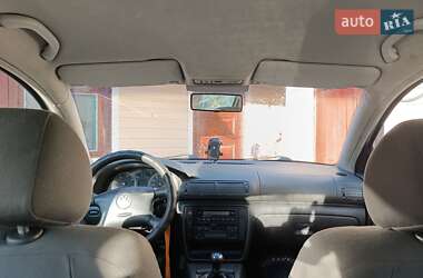 Седан Volkswagen Passat 2004 в 