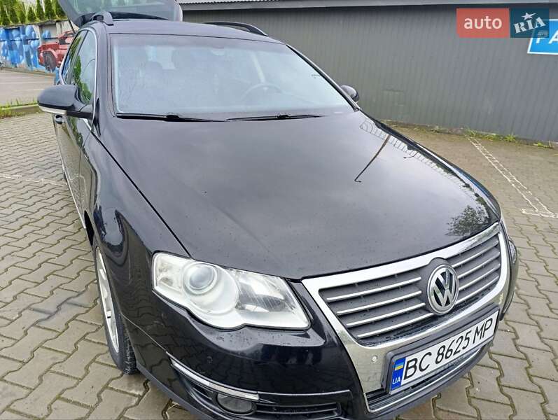 Універсал Volkswagen Passat 2010 в Дрогобичі