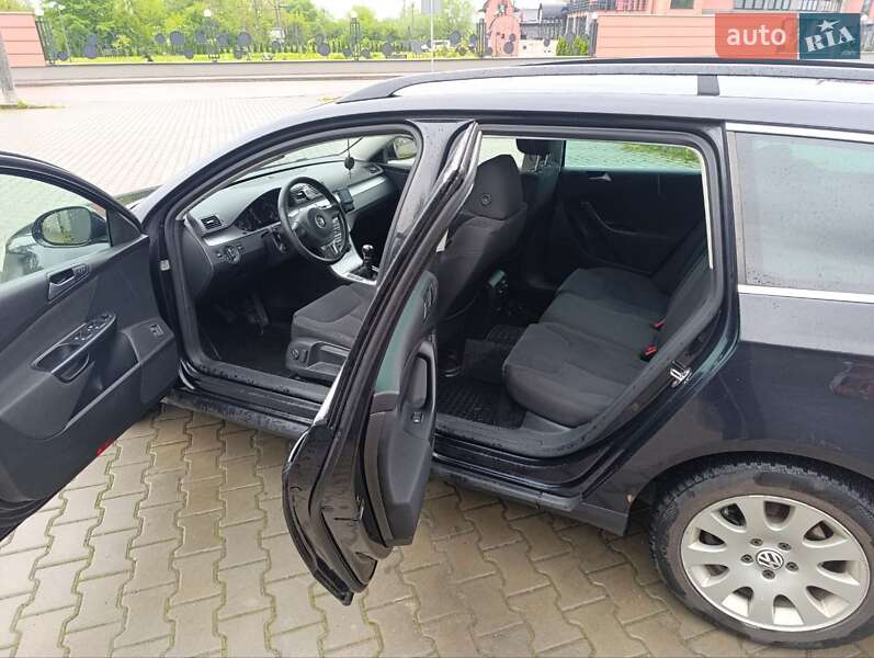 Універсал Volkswagen Passat 2010 в Дрогобичі