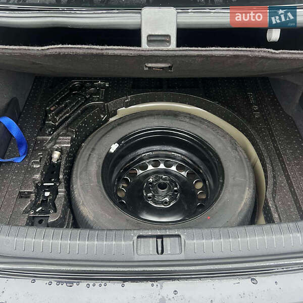 Седан Volkswagen Passat 2018 в Лужанах