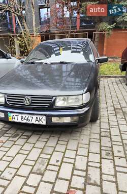 Седан Volkswagen Passat 1994 в 