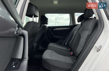 Універсал Volkswagen Passat 2011 в 