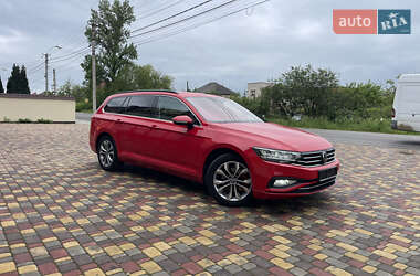 Універсал Volkswagen Passat 2021 в 