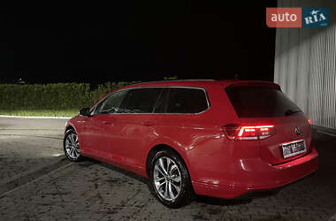 Універсал Volkswagen Passat 2021 в 
