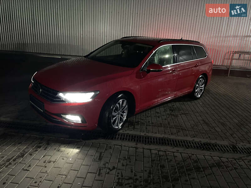 Универсал Volkswagen Passat 2021 в Виноградове фото 16 Универсал Volkswagen Passat 2021 в Виноградове