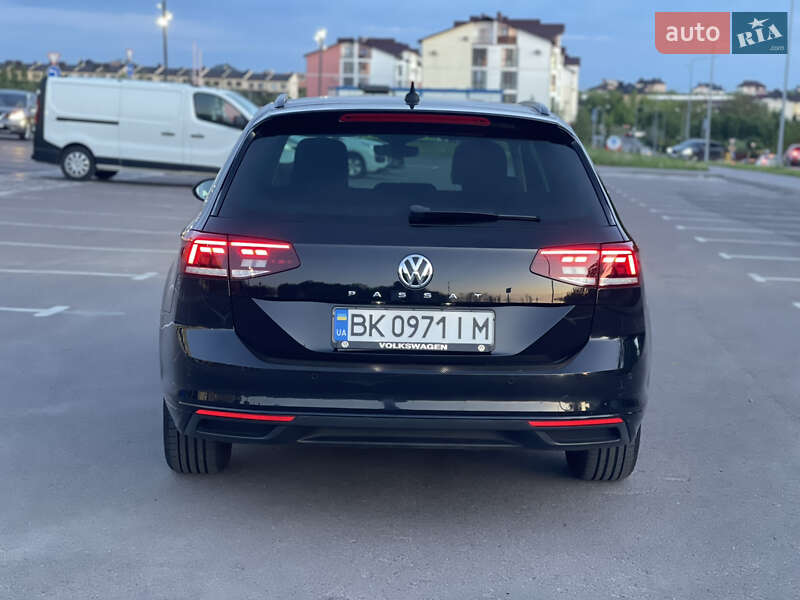 Універсал Volkswagen Passat 2019 в Рівному