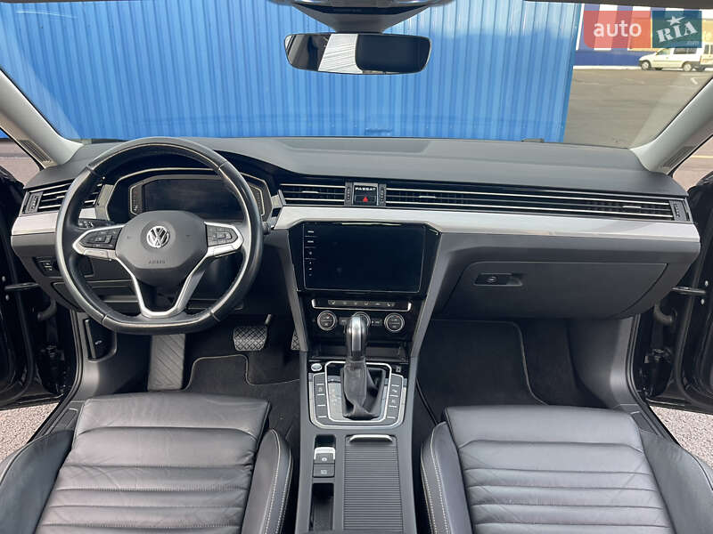 Універсал Volkswagen Passat 2019 в Рівному