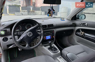 Седан Volkswagen Passat 1999 в 