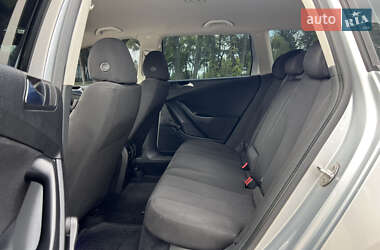 Універсал Volkswagen Passat 2006 в 