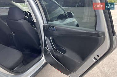 Універсал Volkswagen Passat 2006 в 