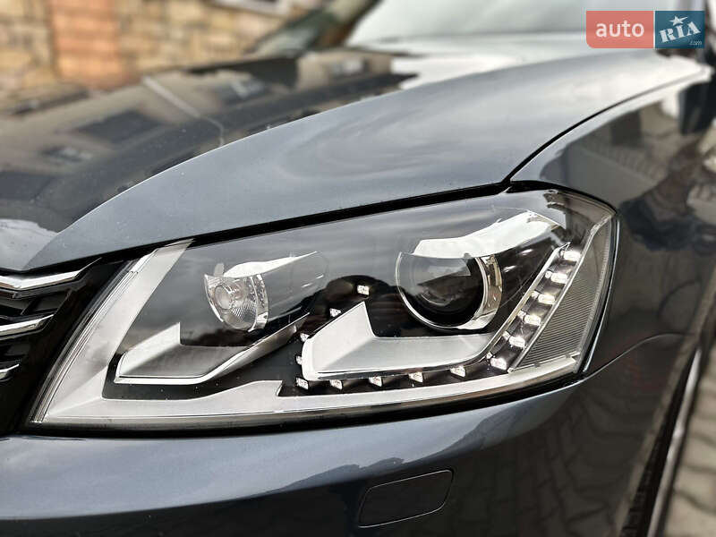 Седан Volkswagen Passat 2012 в Одесі