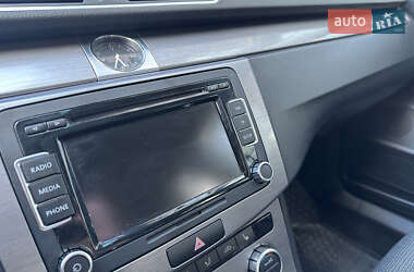 Універсал Volkswagen Passat 2013 в 
