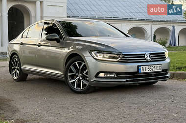 Седан Volkswagen Passat 2014 в 