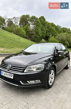 Седан Volkswagen Passat 2011 в Липовій Долині