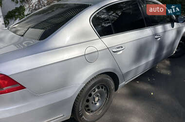 Седан Volkswagen Passat 2013 в 