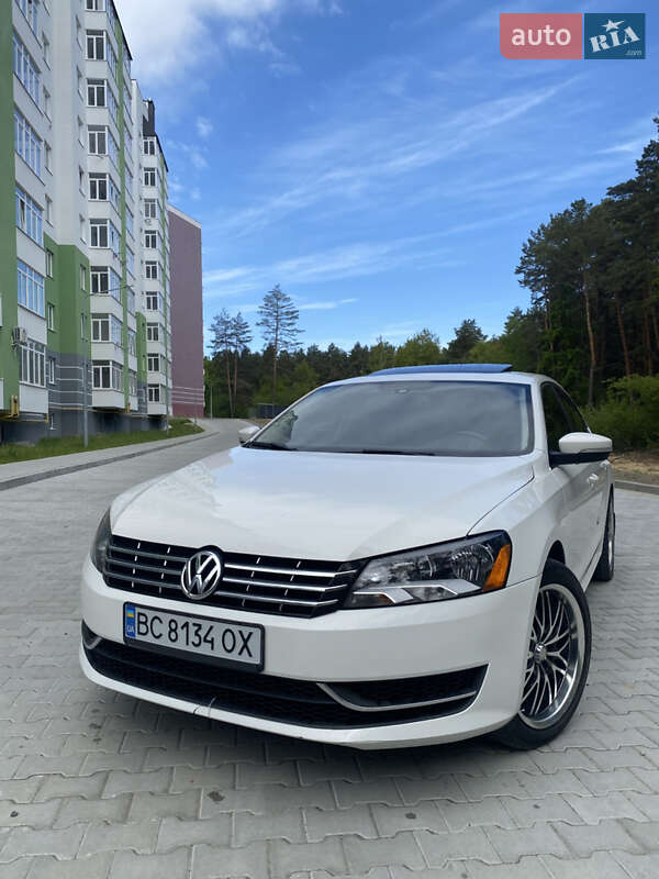 Седан Volkswagen Passat 2013 в 