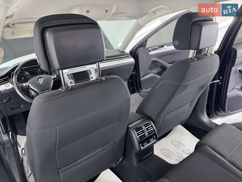 Універсал Volkswagen Passat 2015 в Трускавці