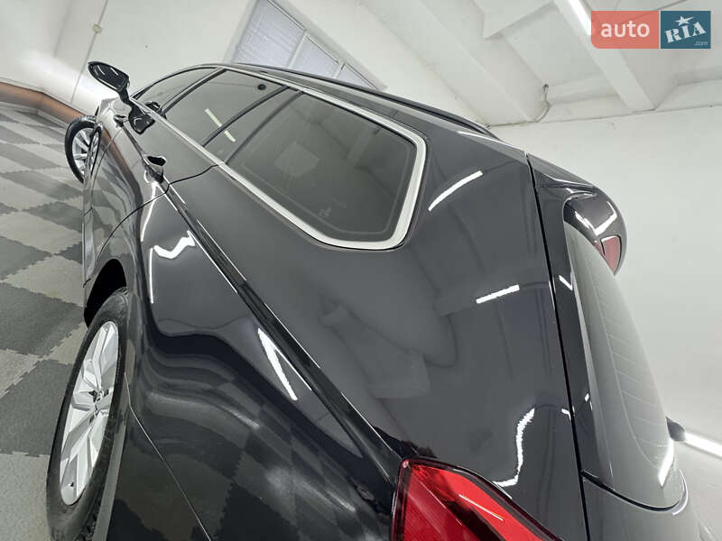 Універсал Volkswagen Passat 2015 в Трускавці