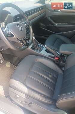 Седан Volkswagen Passat 2020 в 