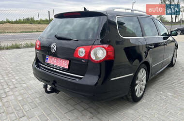 Універсал Volkswagen Passat 2010 в 