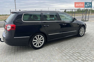 Універсал Volkswagen Passat 2010 в 