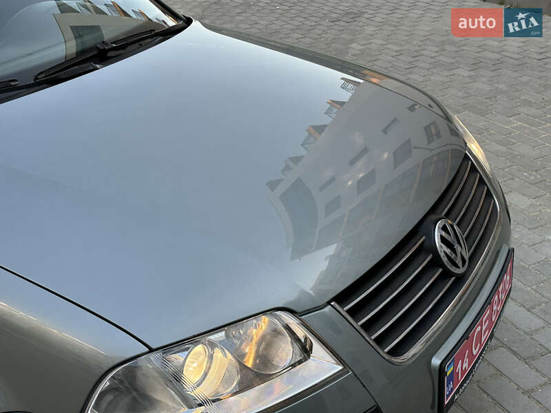 Седан Volkswagen Passat 2004 в Вінниці